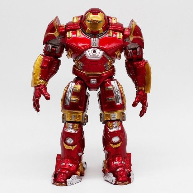 Custom Hero Man Joints Movable Dolls Mark With LED Light PVC Action Figure Toy (Toy Aksi Pria Pahlawan)