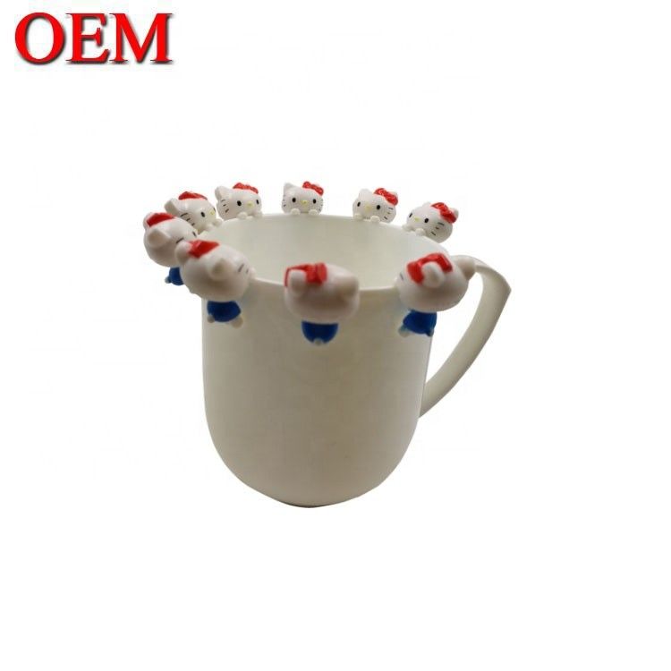 Produsen mainan figur khusus OEM Custom Kitty kucing Mini Cup Kartun Tokoh mainan desain Anda sendiri