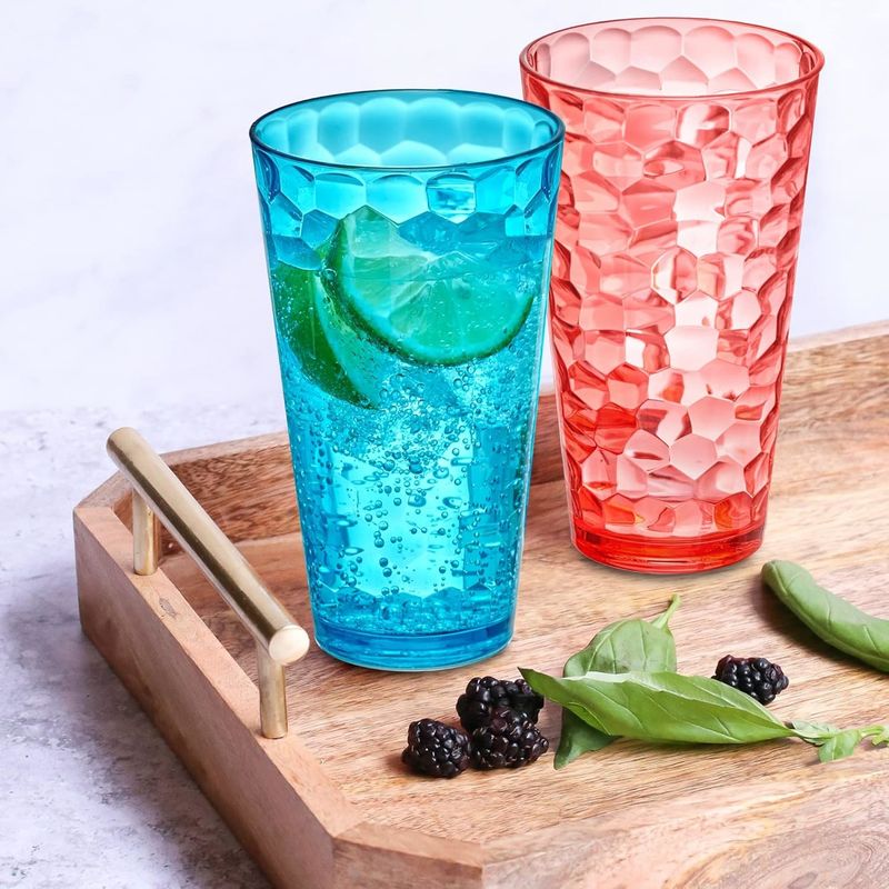 Acrylic Tumbler Dengan Tutup Dan Jerami Dinding Ganda Campuran Warna Kalibrasi Plastik Piala Dengan Desain Anda Sendiri