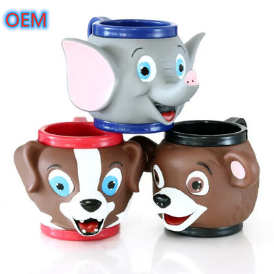 Custom 3d Plastik Kartun Hewan Es Krim Piala OEM Desain 3d Anime Piala